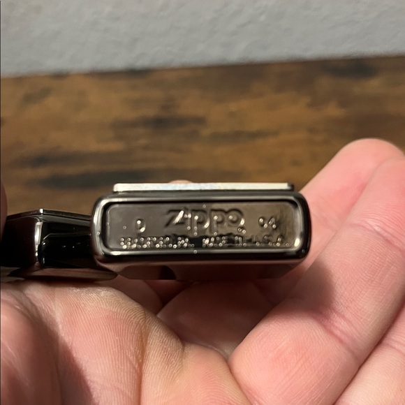 Dale Earnhardt jr. Zippo Silver Lighter with Flame Design/ NWOT!! - Picture 5 of 9